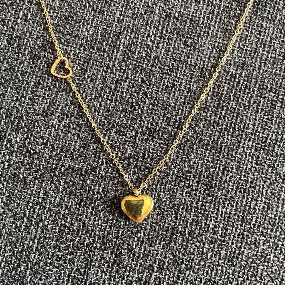 Gold double Heart Necklace - Picture 1 of 1